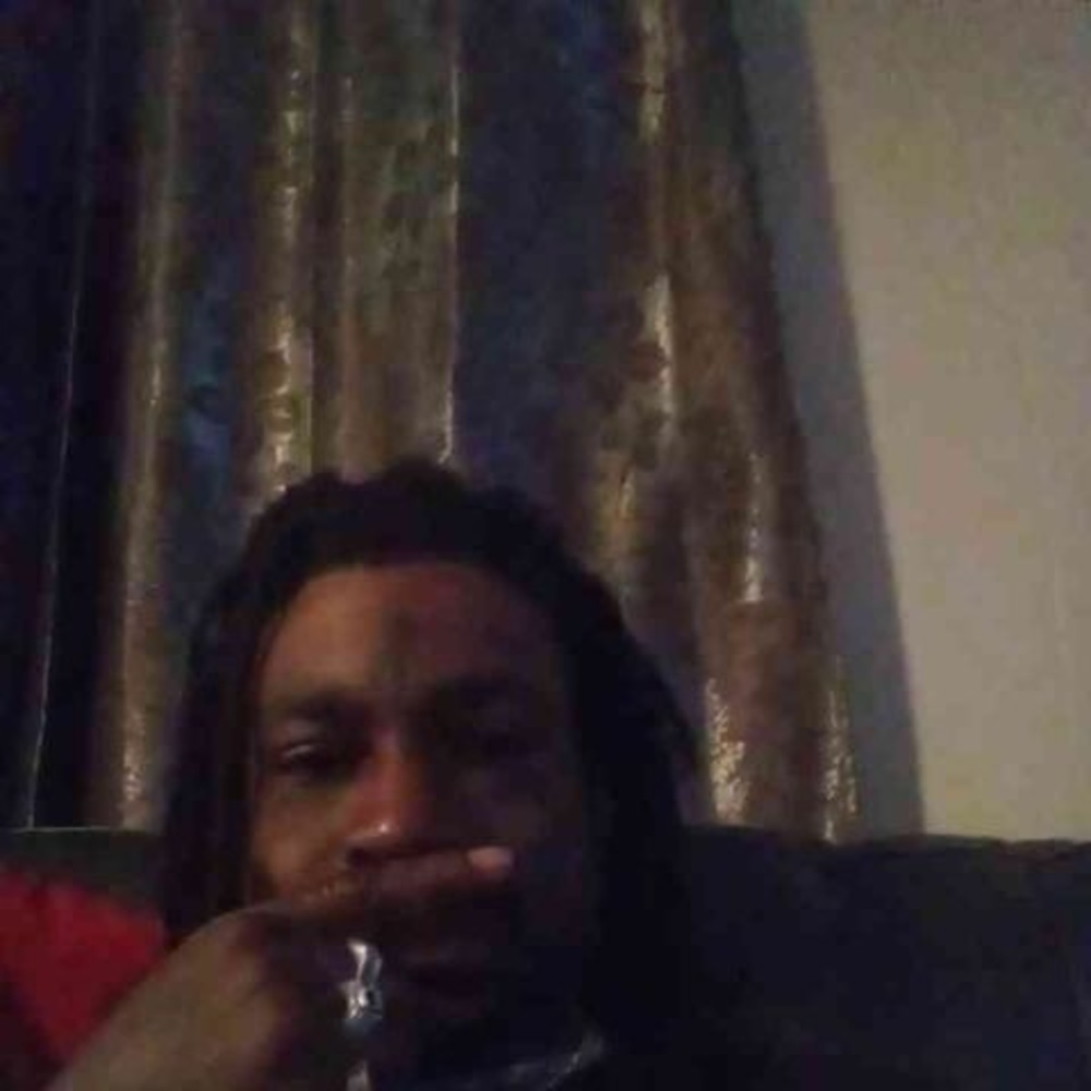 Meet your Posher, Demario